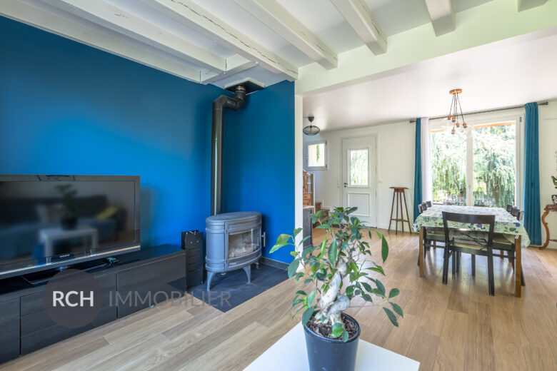 Photos du bien : Grosrouvre – Charmante maison familiale avec jardin clos de murs