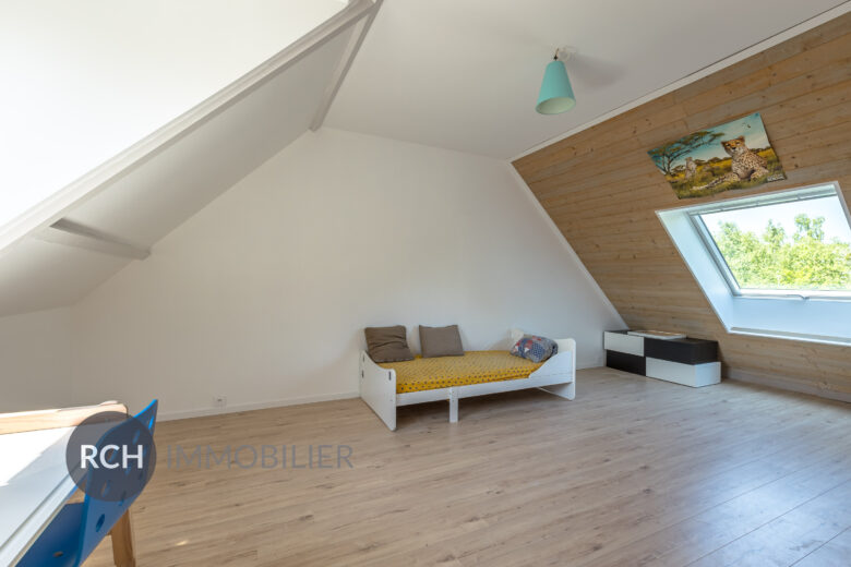 Photos du bien : Grosrouvre – Charmante maison familiale avec jardin clos de murs