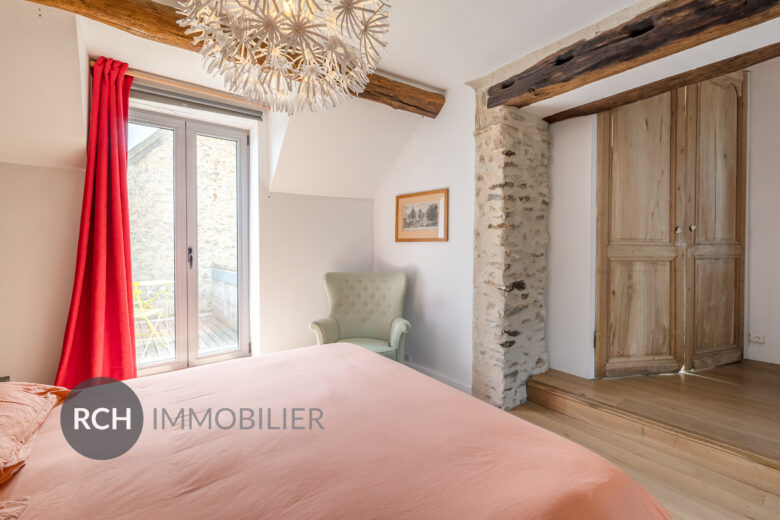Photos du bien : Grosrouvre – Belle propriété avec maison d’amis et piscine chauffée sur grand terrain