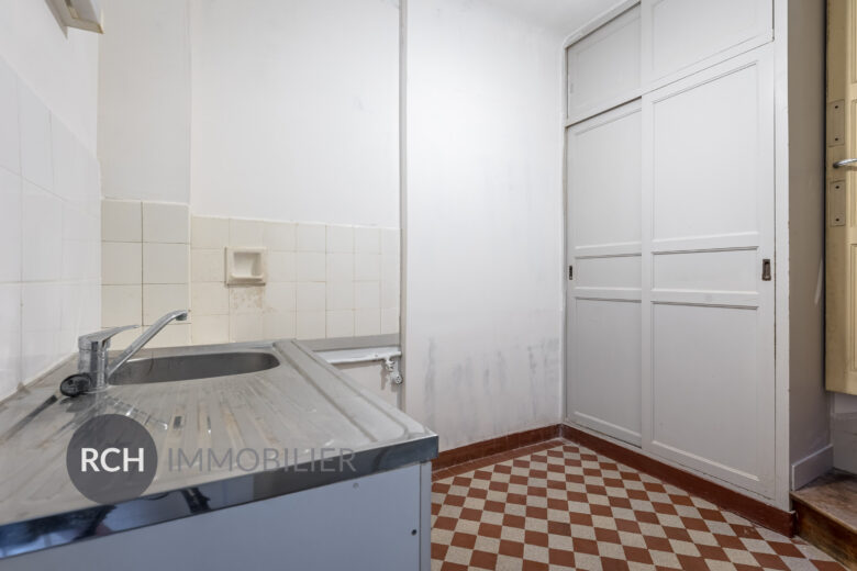 Photos du bien : Exclusivité – Méré – Maison ancienne à deux pas du centre ville