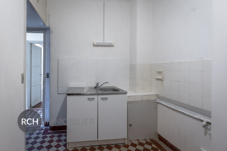 Photos du bien : Exclusivité – Méré – Maison ancienne à deux pas du centre ville
