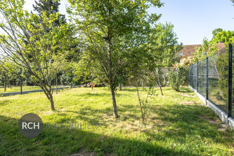 Photos du bien : Exclusivité – Méré – Maison ancienne à deux pas du centre ville