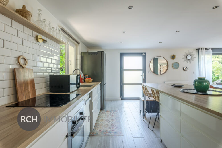 Photos du bien : Exclusivité – Saint-Léger-en-Yvelines – Agréable maison entièrement rénovée