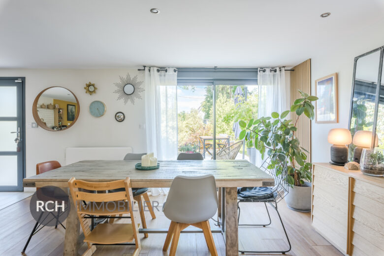 Photos du bien : Exclusivité – Saint-Léger-en-Yvelines – Agréable maison entièrement rénovée