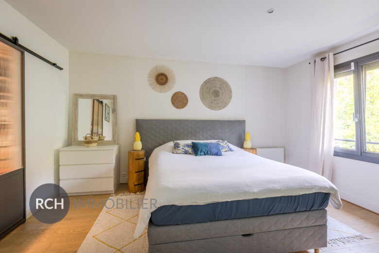 Photos du bien : Exclusivité – Saint-Léger-en-Yvelines – Agréable maison entièrement rénovée