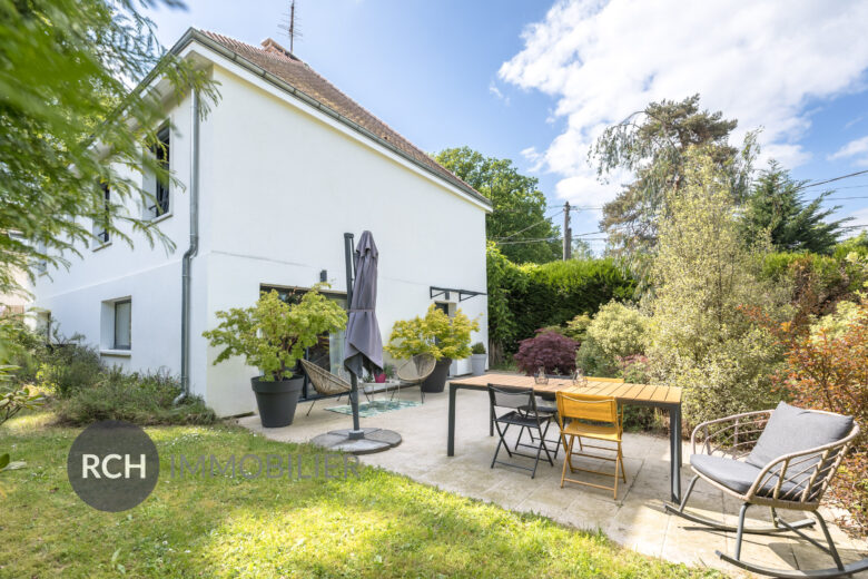Photos du bien : Exclusivité – Saint-Léger-en-Yvelines – Agréable maison entièrement rénovée