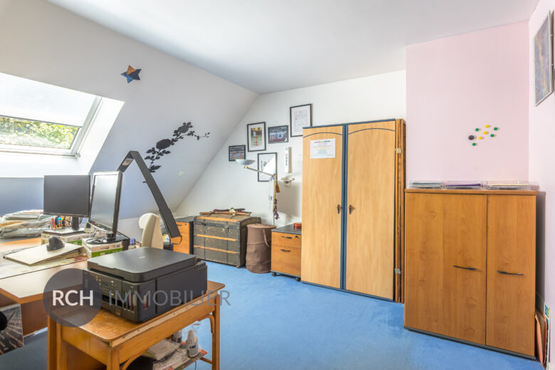 Photos du bien : Exclusivité – Beynes – Maison bien entretenue avec forêt et centre ville à pied