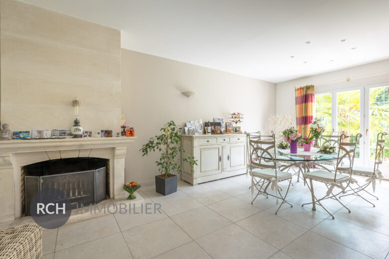 Photos du bien : Exclusivité – Beynes – Maison bien entretenue avec forêt et centre ville à pied
