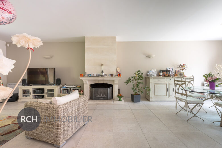 Photos du bien : Exclusivité – Beynes – Maison bien entretenue avec forêt et centre ville à pied