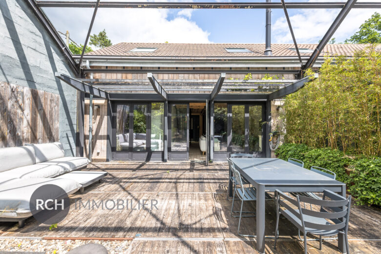 Photos du bien : Grosrouvre – Loft en parfait état avec matériaux de qualité