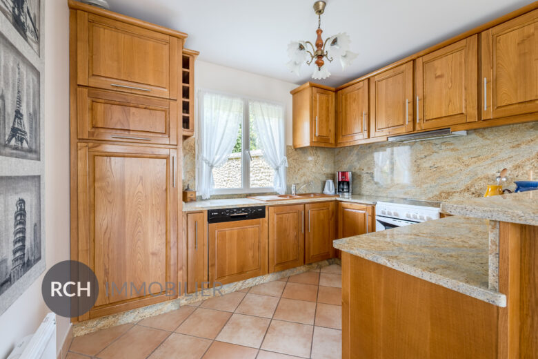 Photos du bien : Exclusivité – Le Tremblay-sur-Mauldre – Grande Maison familiale