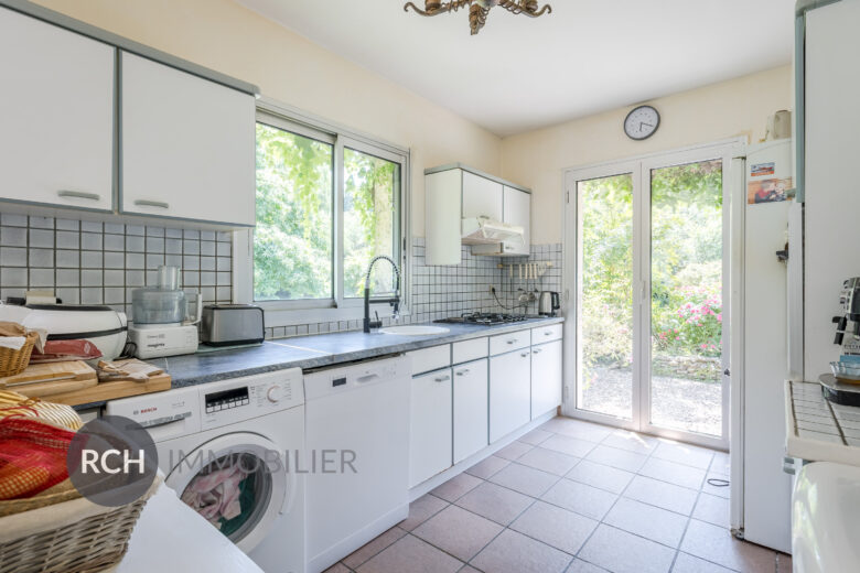 Photos du bien : Exclusivité – Les Bréviaires – Maison familiale proche forêt