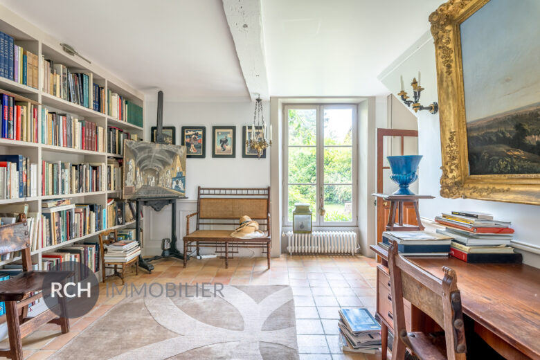 Photos du bien : Les Mesnuls – Séduisante maison ancienne avec jardin clos