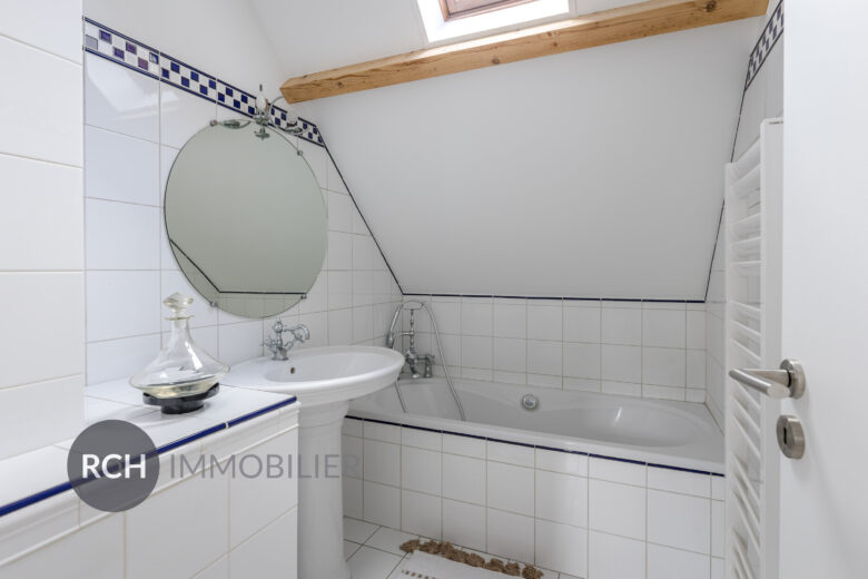 Photos du bien : Exclusivité – Mittainville – Grande propriété familiale avec beau parc arboré