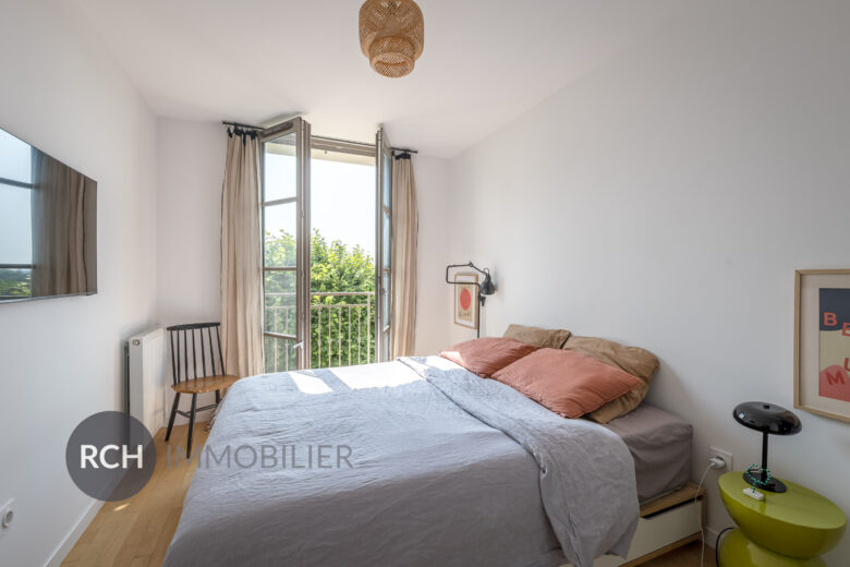 Photos du bien : Exclusivité – Montfort-L’Amaury – Bel appartement de standing meublé avec place de parking au coeur du centre historique