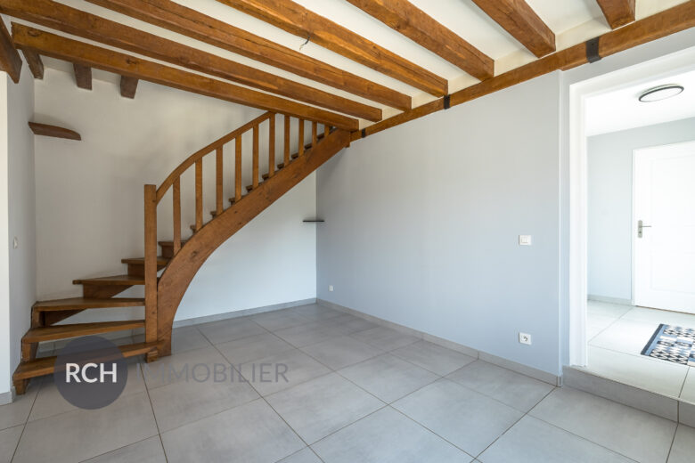Photos du bien : Exclusivité – Saint-Lubin-de-la-Haye – Maison ancienne lumineuse et joliment rénovée
