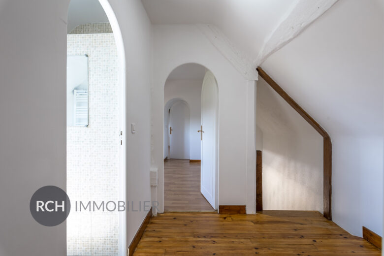Photos du bien : Exclusivité – Saint-Lubin-de-la-Haye – Maison ancienne lumineuse et joliment rénovée