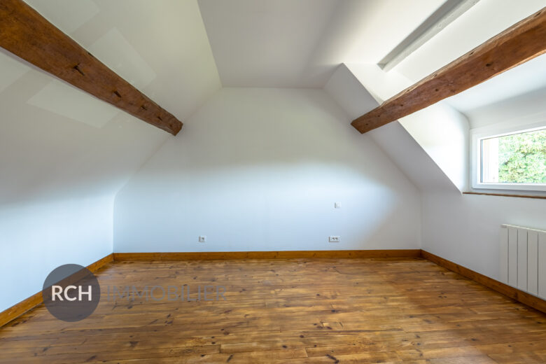 Photos du bien : Exclusivité – Saint-Lubin-de-la-Haye – Maison ancienne lumineuse et joliment rénovée