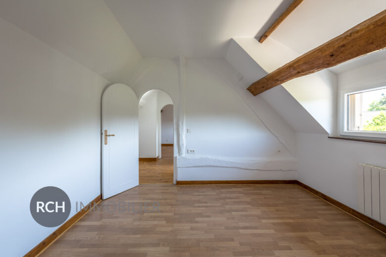 Photos du bien : Exclusivité – Saint-Lubin-de-la-Haye – Maison ancienne lumineuse et joliment rénovée