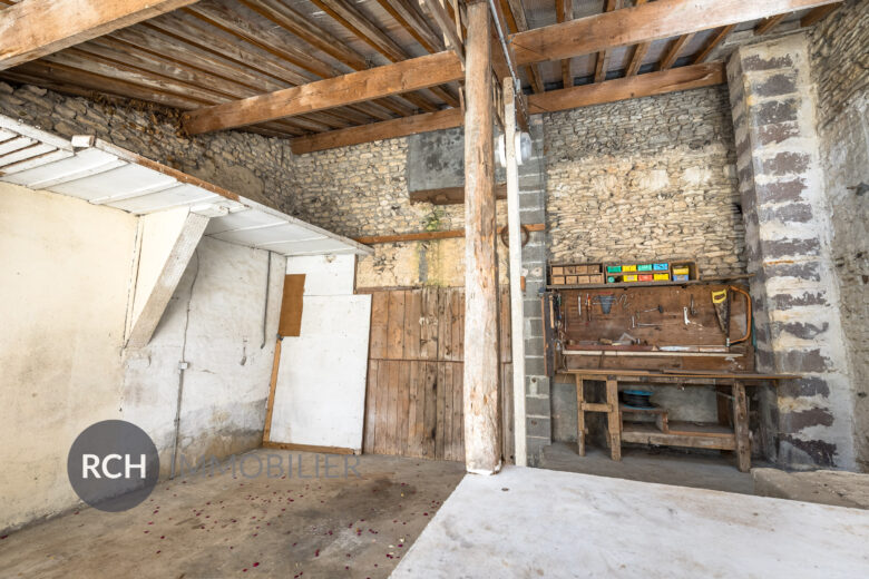 Photos du bien : Exclusivité – Saint-Lubin-de-la-Haye – Maison ancienne lumineuse et joliment rénovée