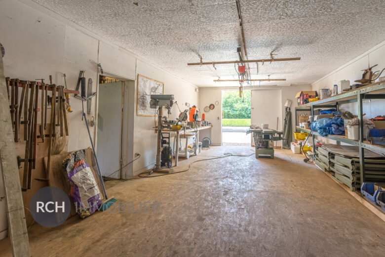 Photos du bien : Adainville – Belle maison de plain-pied dans un environnement boisé