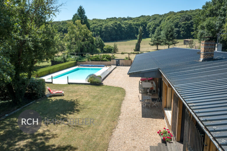 Photos du bien : Adainville – Belle maison de plain-pied dans un environnement boisé