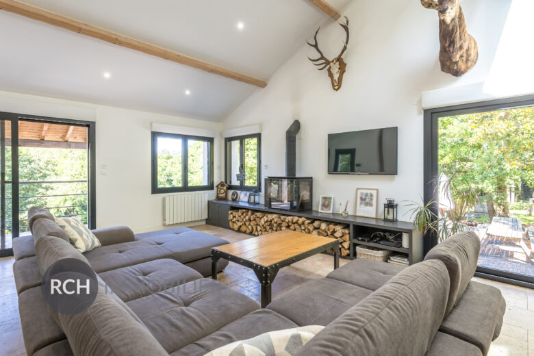 Photos du bien : Bazainville – Maison moderne dans un environnement exceptionnel