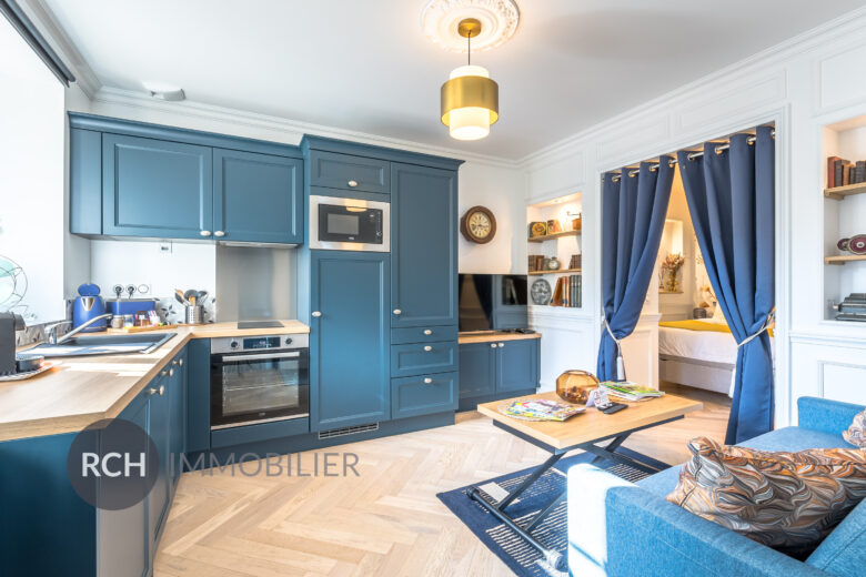 Photos du bien : Jouars-Pontchartrain – Idéal investisseur ! Maison ancienne divisée en 4 appartements parfaitement rénovés