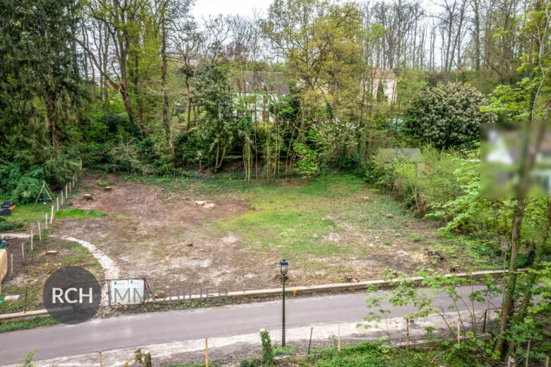 Photos du bien : Exclusivité – Méré – Très beau terrain de 529 m²
