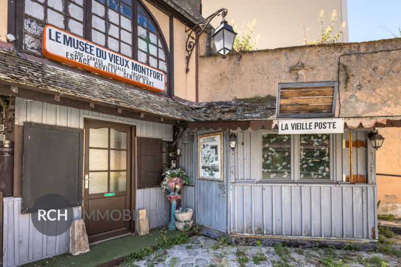 Photos du bien : Au coeur du centre historique de Montfort L’Amaury – Ensemble immobilier