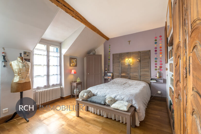 Photos du bien : Exclusivité – Le Tremblay-sur-Mauldre – Maison de caractère située en coeur de village