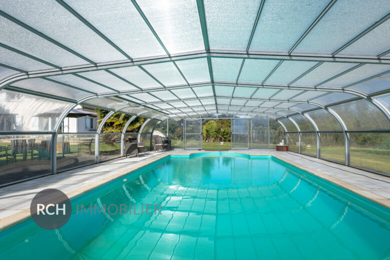 Photos du bien : Orgerus – Propriété d&rsquo;exception sans vis-à-vis avec piscine chauffée et grange