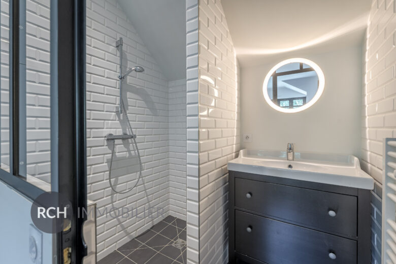 Photos du bien : Aux portes de Montfort l’Amaury – Propriété contemporaine au style unique pensée pour la famille