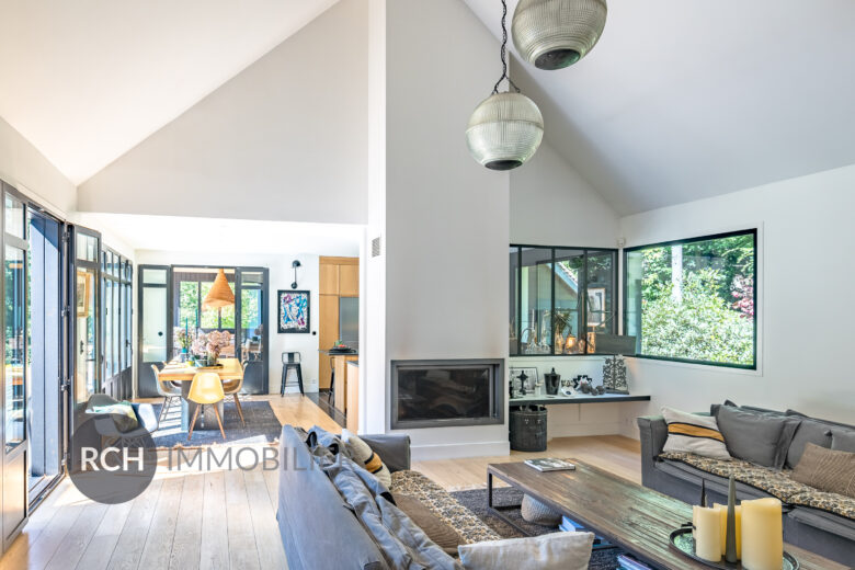 Photos du bien : Aux portes de Montfort l’Amaury – Propriété contemporaine au style unique pensée pour la famille