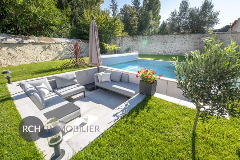Photos du bien : Montfort-L&rsquo;Amaury – Propriété d&rsquo;exception style californienne avec piscine au cœur du centre historique