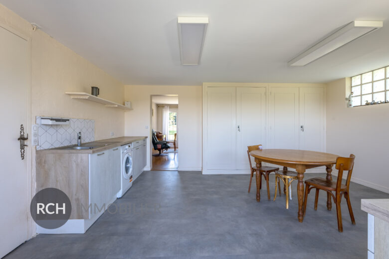 Photos du bien : Orgerus – Propriété d&rsquo;exception sans vis-à-vis avec piscine chauffée et grange