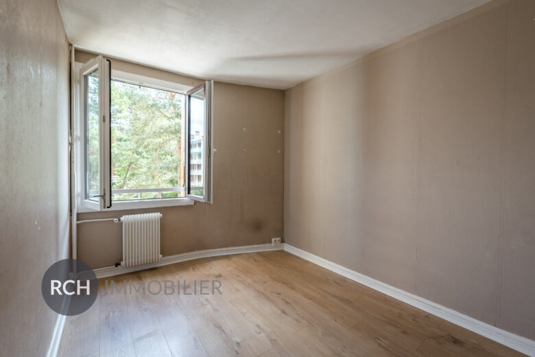 Photos du bien : Exclusivité – Rambouillet – Appartement de 4 pièces avec ascenseur