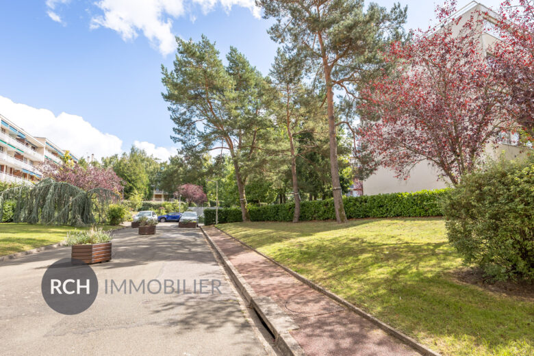 Photos du bien : Exclusivité – Rambouillet – Appartement de 4 pièces avec ascenseur