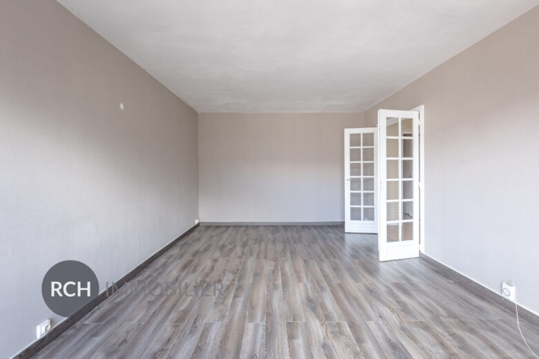 Photos du bien : Exclusivité – Rambouillet – Appartement de 4 pièces avec ascenseur