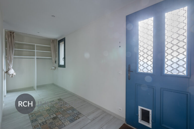 Photos du bien : Saint-Léger-en-Yvelines – Maison contemporaine familiale située au coeur du village avec commerces à pied