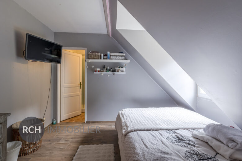 Photos du bien : Gambais – Propriété unique « Serge Gautier » au coeur d&rsquo;un domaine boisé