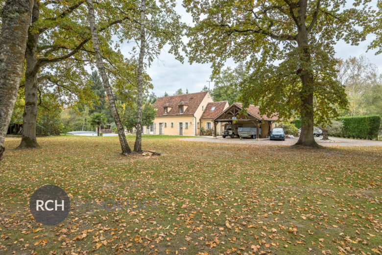 Photos du bien : Gambais – Propriété unique « Serge Gautier » au coeur d&rsquo;un domaine boisé