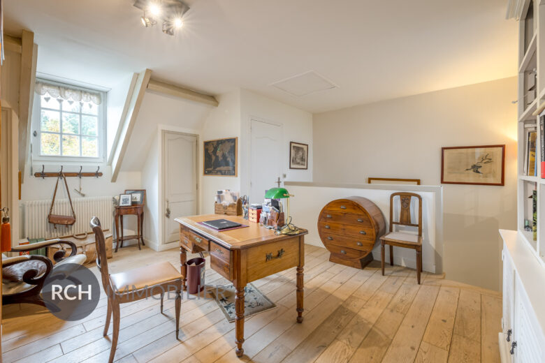 Photos du bien : Montfort-l’Amaury Centre – Charmante maison traditionnelle idéalement située