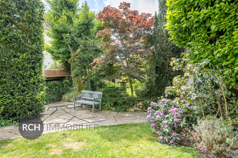 Photos du bien : Au coeur de Montfort l&rsquo;Amaury – Magnifique maison de Maître sur un terrain clos de mur