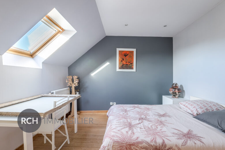 Photos du bien : A Thoiry – Belle maison familiale en coeur de village avec commodités à pied