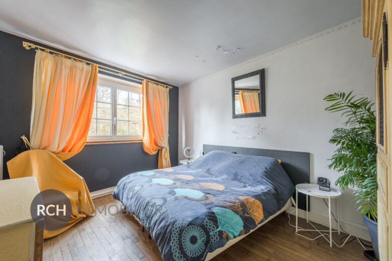 Photos du bien : Exclusivité – Grosrouvre – Jolie maison ancienne dans un environnement verdoyant