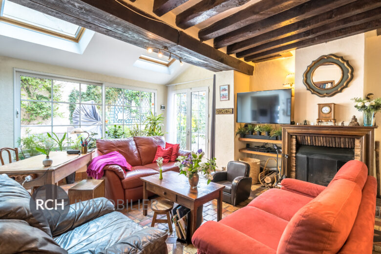 Photos du bien : Houdan Centre – Charmante maison ancienne avec joli jardin