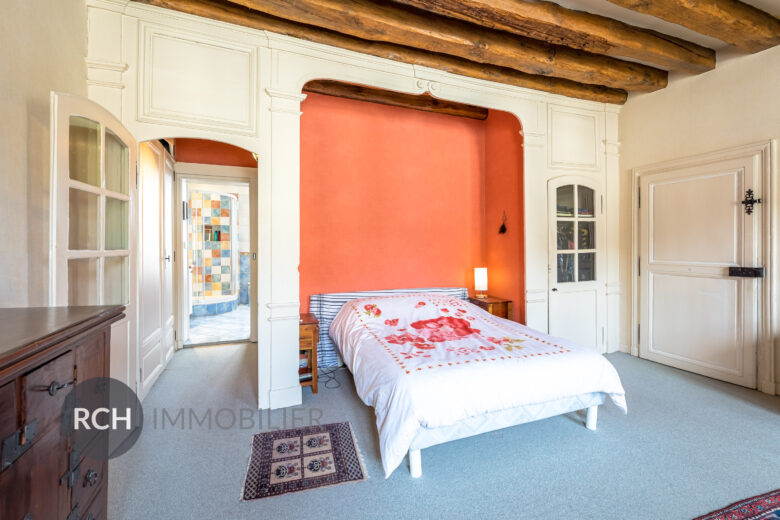 Photos du bien : Houdan Centre – Charmante maison ancienne avec joli jardin