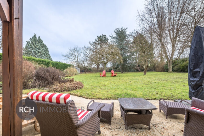 Photos du bien : Exclusivité – Secteur Gambais – Maison familiale sur joli terrain arboré