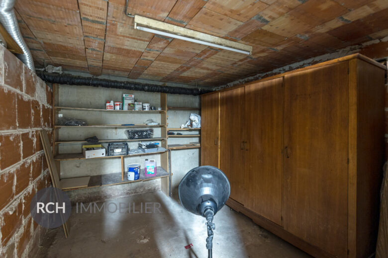 Photos du bien : Versailles – Appartement de 4 pièces lumineux avec grand balcon et cave